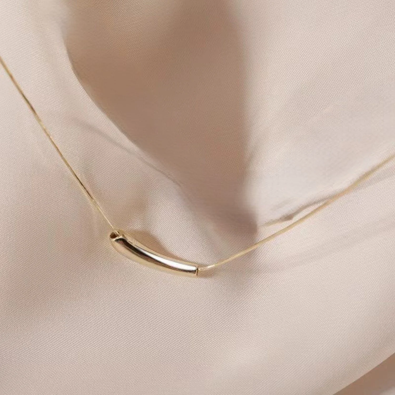 Gold Curved Bar Necklace