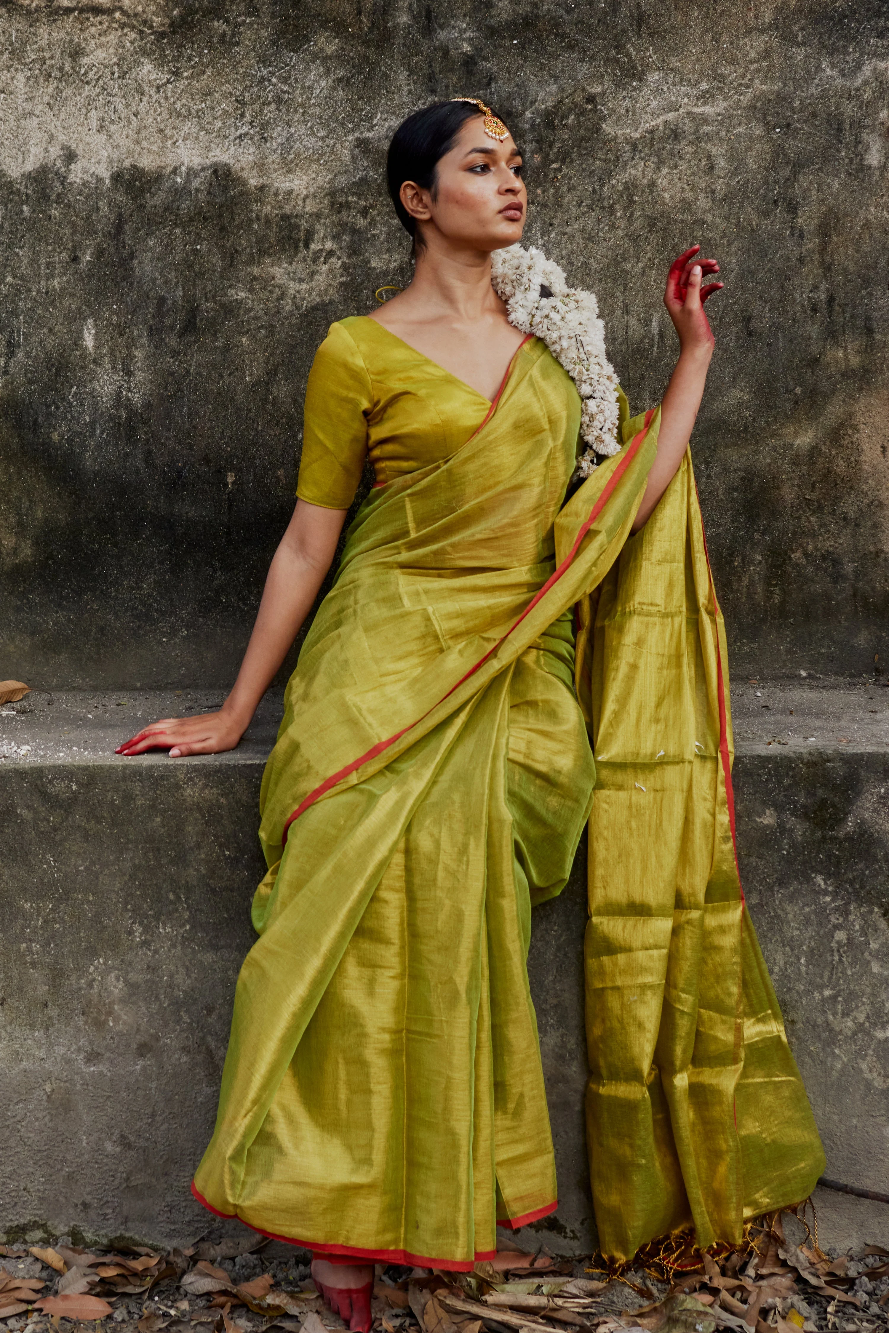 Kapittha Neon Green Tissue Saree