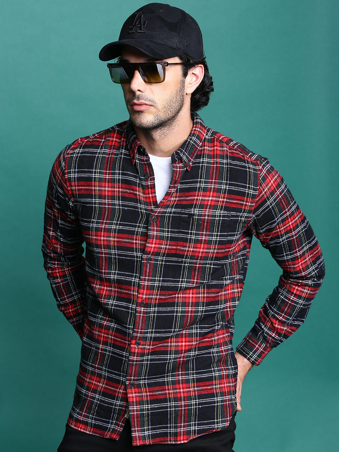 Men Anglo: 's Black & Red Checks Slim Fit Shirt | The Bear House