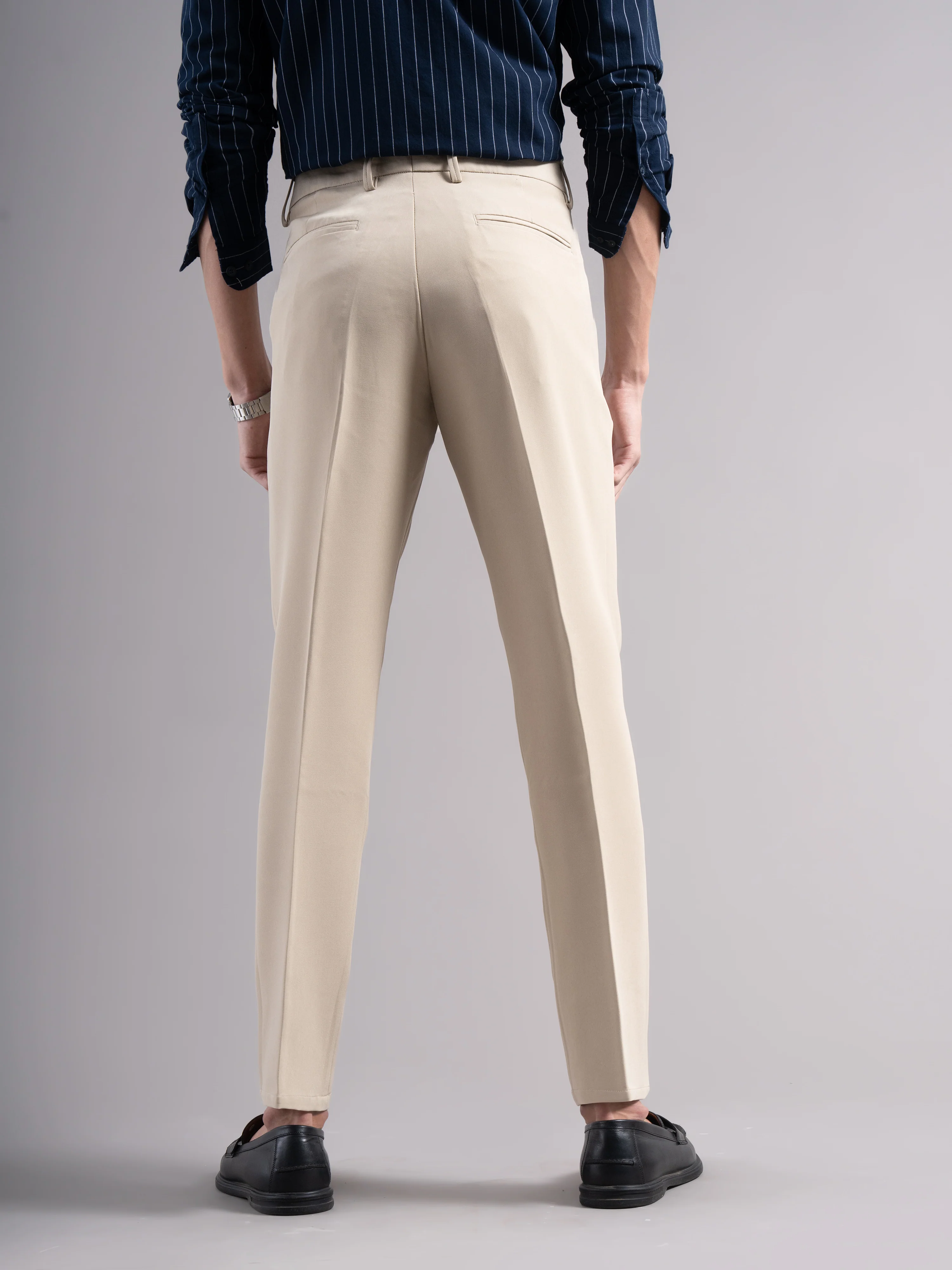 Men Beige Pleated Chinos Trousers - Image 2