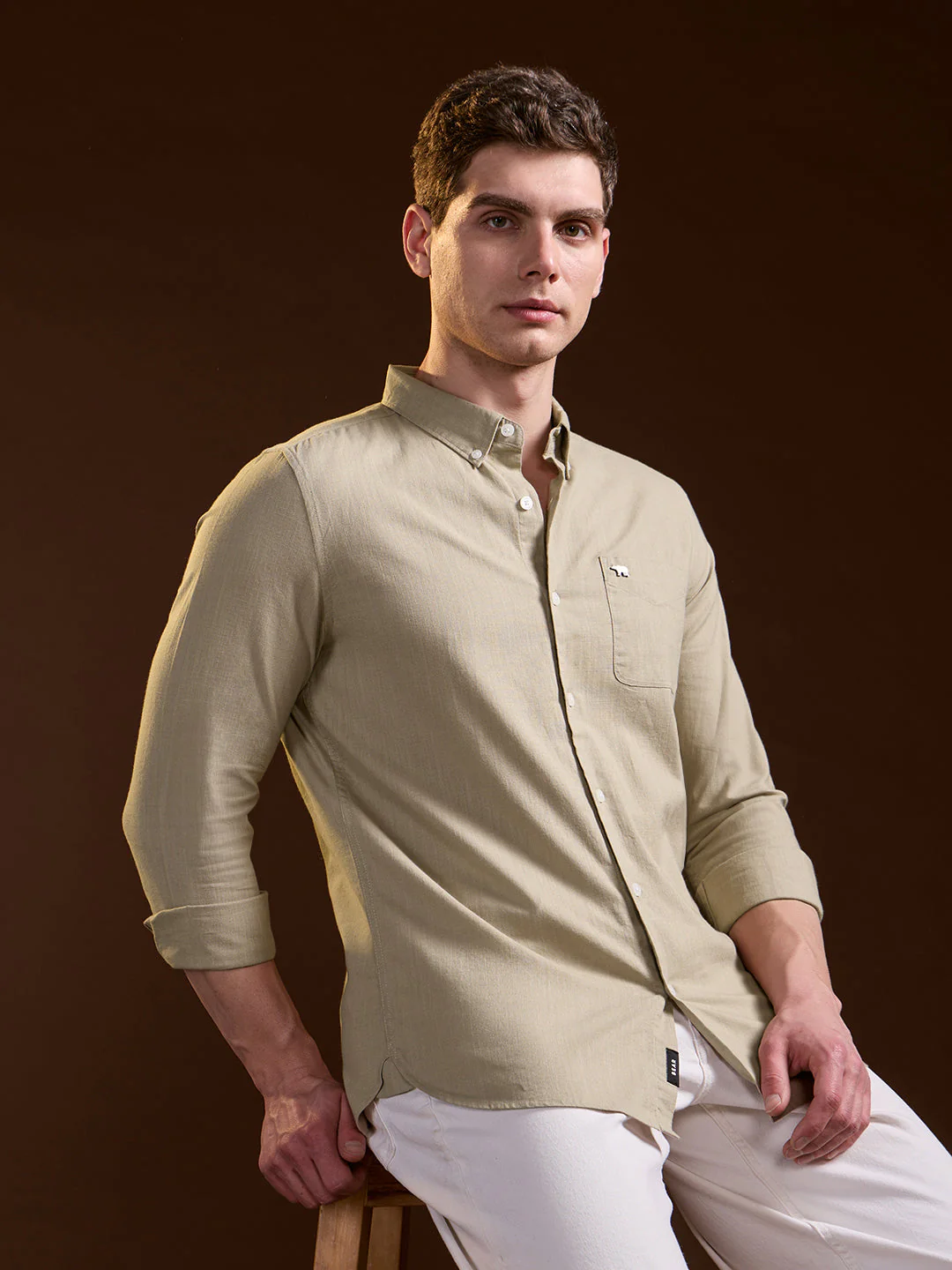 Men Beige Solid Slim Fit Cotton Casual Shirt