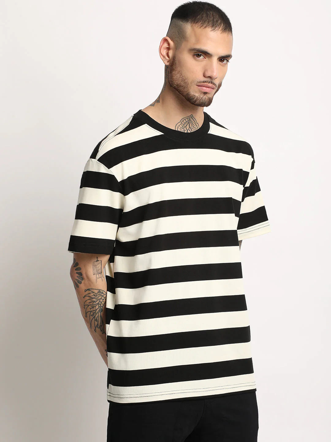 Men  Black and White Stripe Round Neck T-shirt - Image 3
