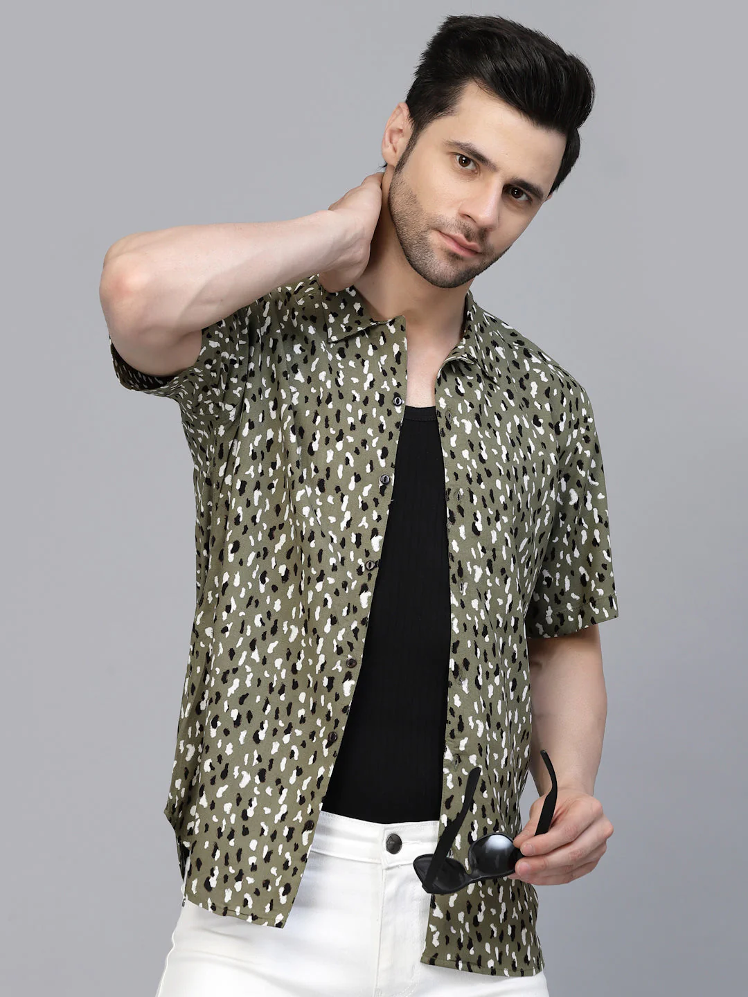 Men Cheetah Printed Half Sleeves Rayon Shirt With Cuban Collar - Image 2