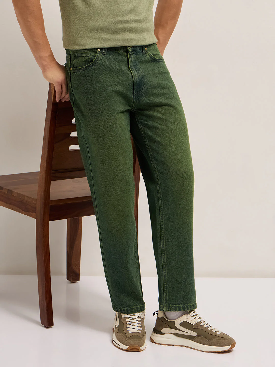 Men Green Mid-Rise Straight Fit Jeans
