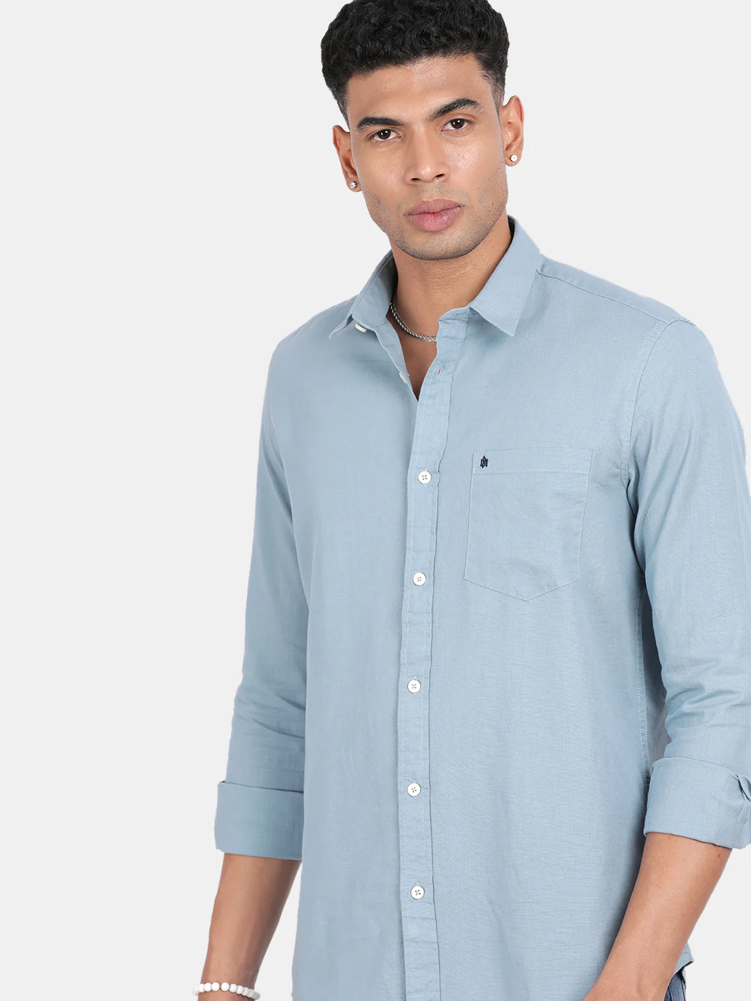 Men Light Blue Slim Fit Spread Collar Full Sleeve Casual Shirt