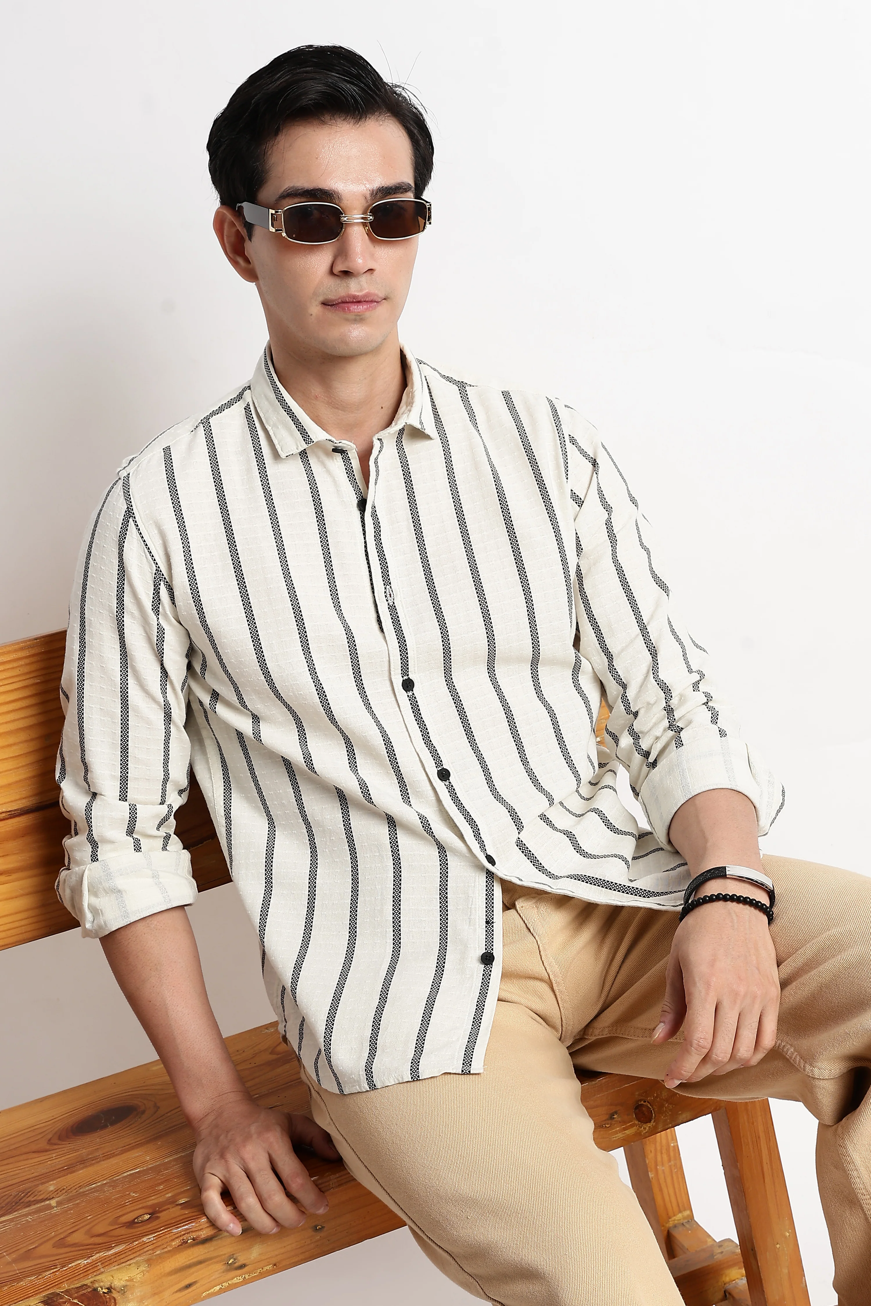 Men Vertical Stripe Textured Shirt