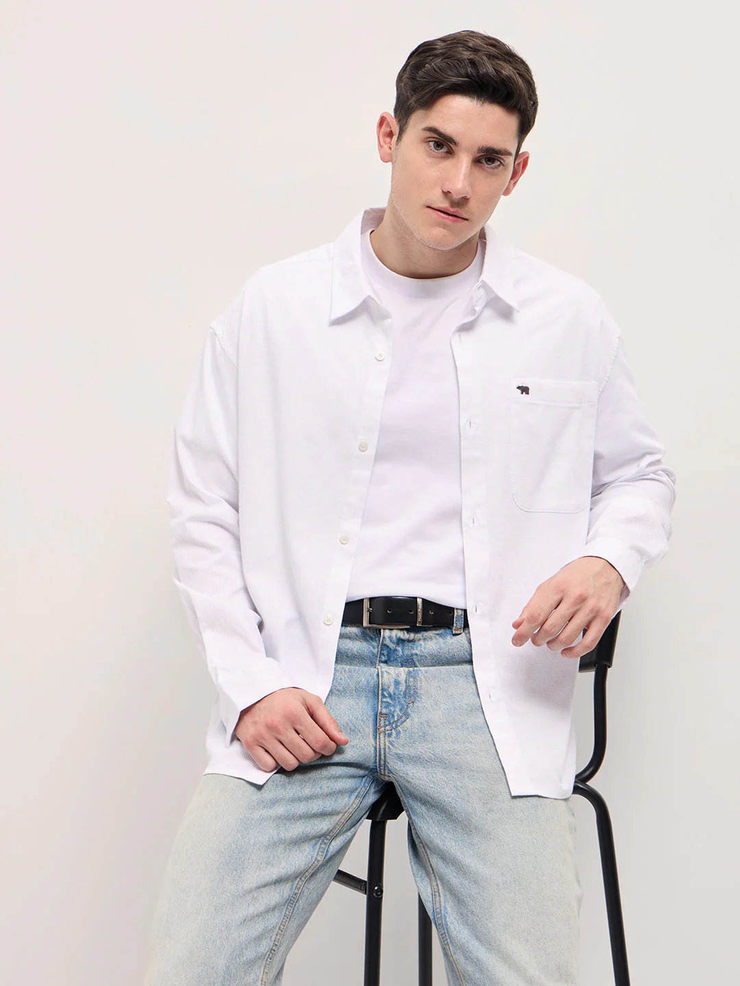 Men White Solid Relaxed Fit Overshirt