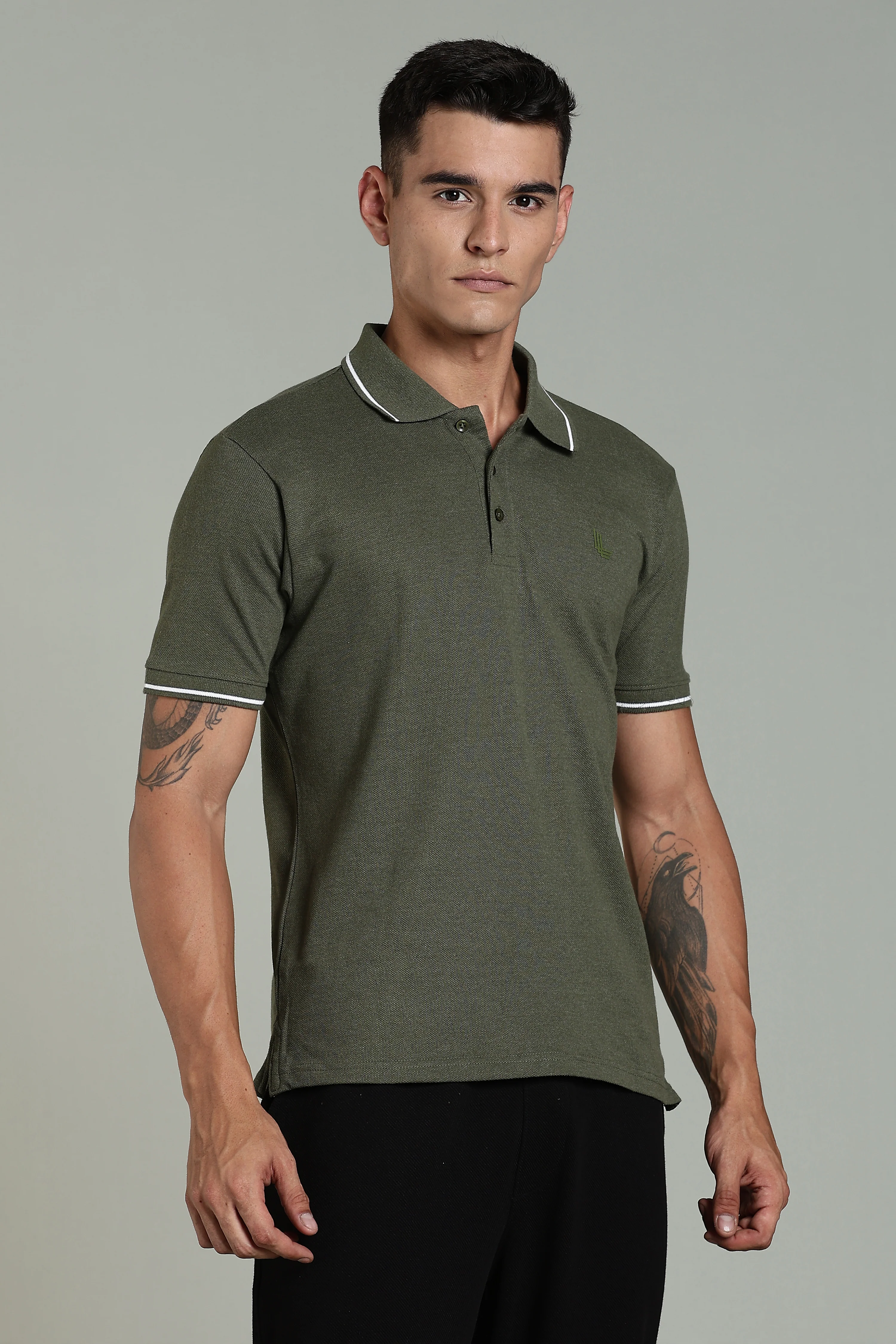 Men Solid Olive Cotton Blend Tshirt - Image 8