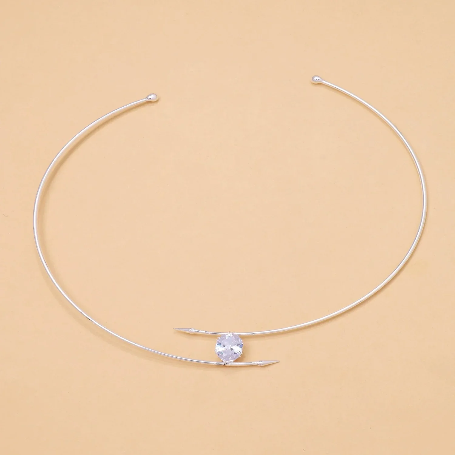 Minimalist Choker With Arrow Design And Crystal Accent