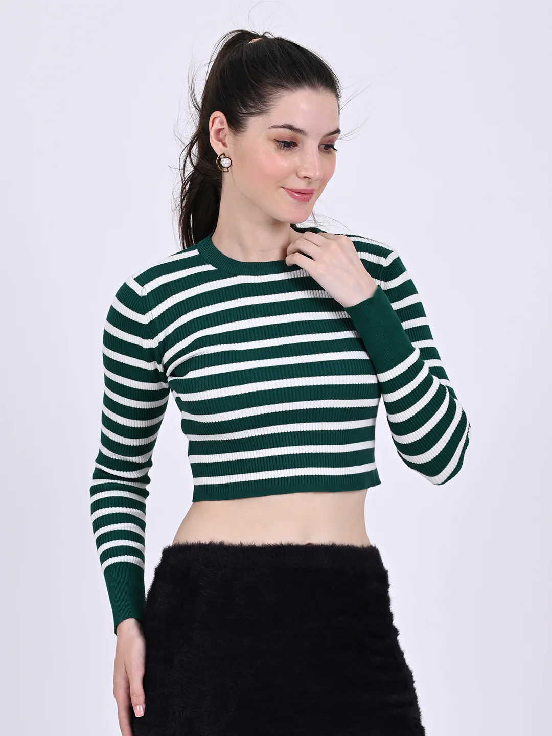Women Green Striped Crop Top - Image 3