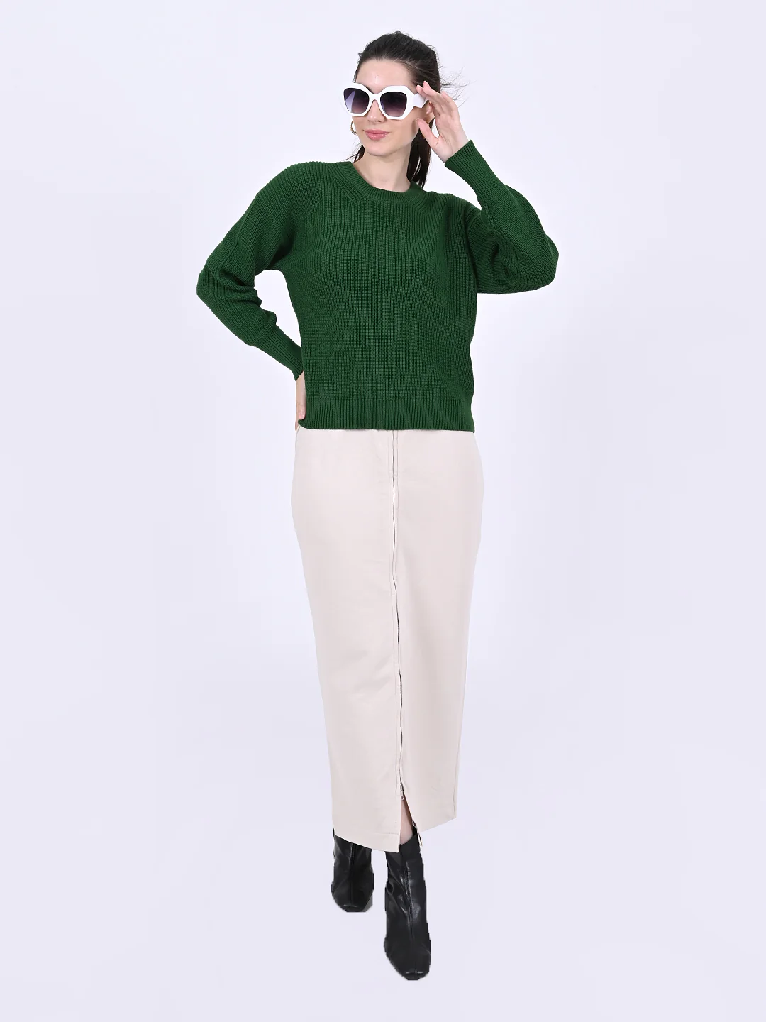 Women Green Round Neck Sweater - Image 6