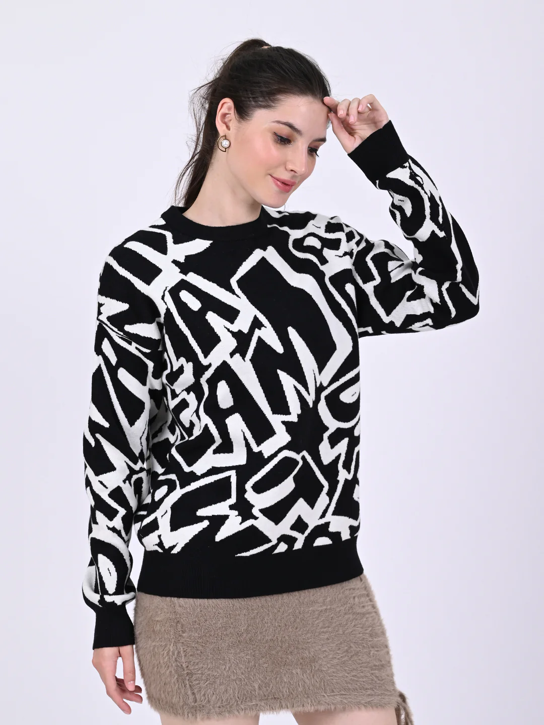 Women Black & White Sweatshirt - Image 3
