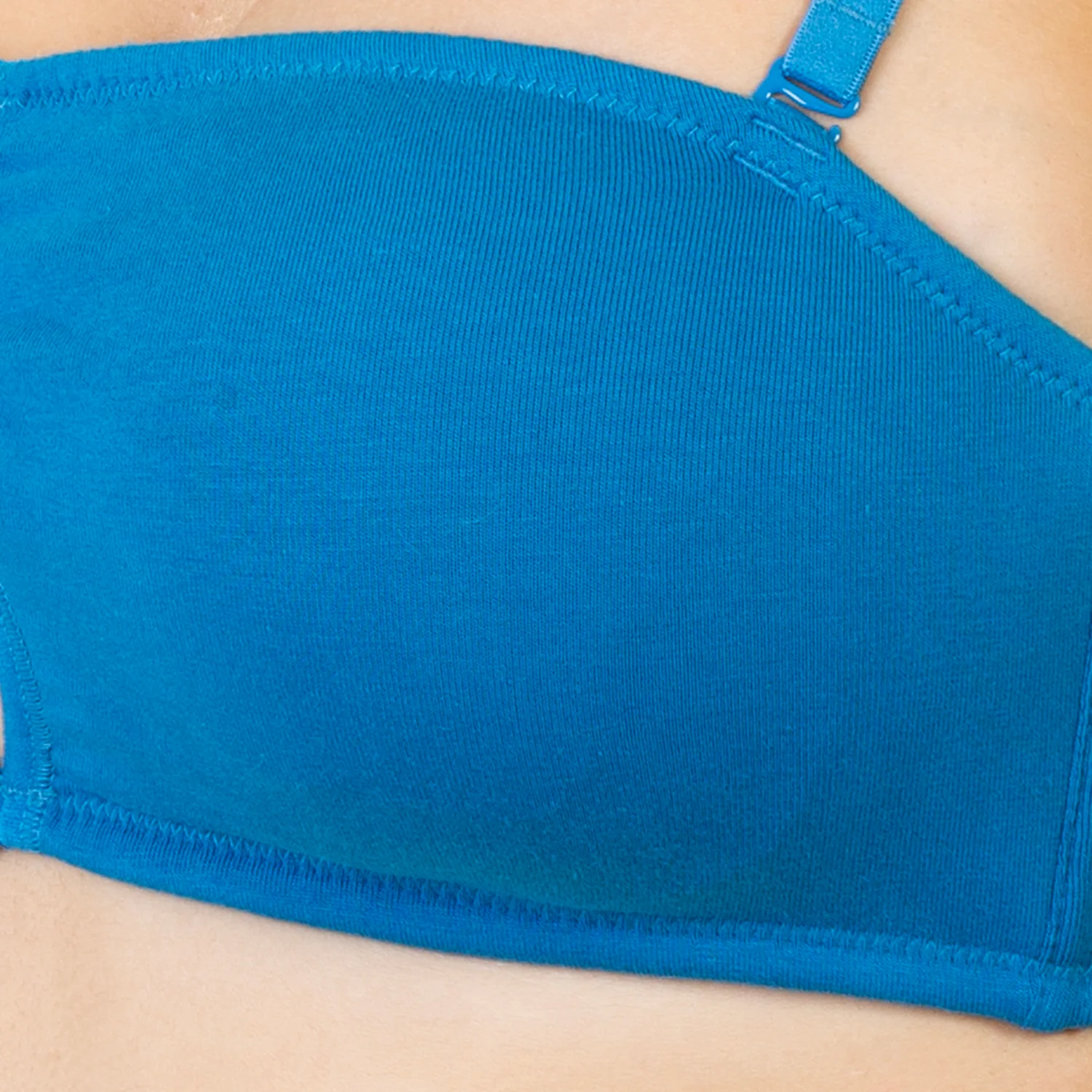 Non-Padded Non-Wired Medium Coverage Bandeau Bra - Image 4
