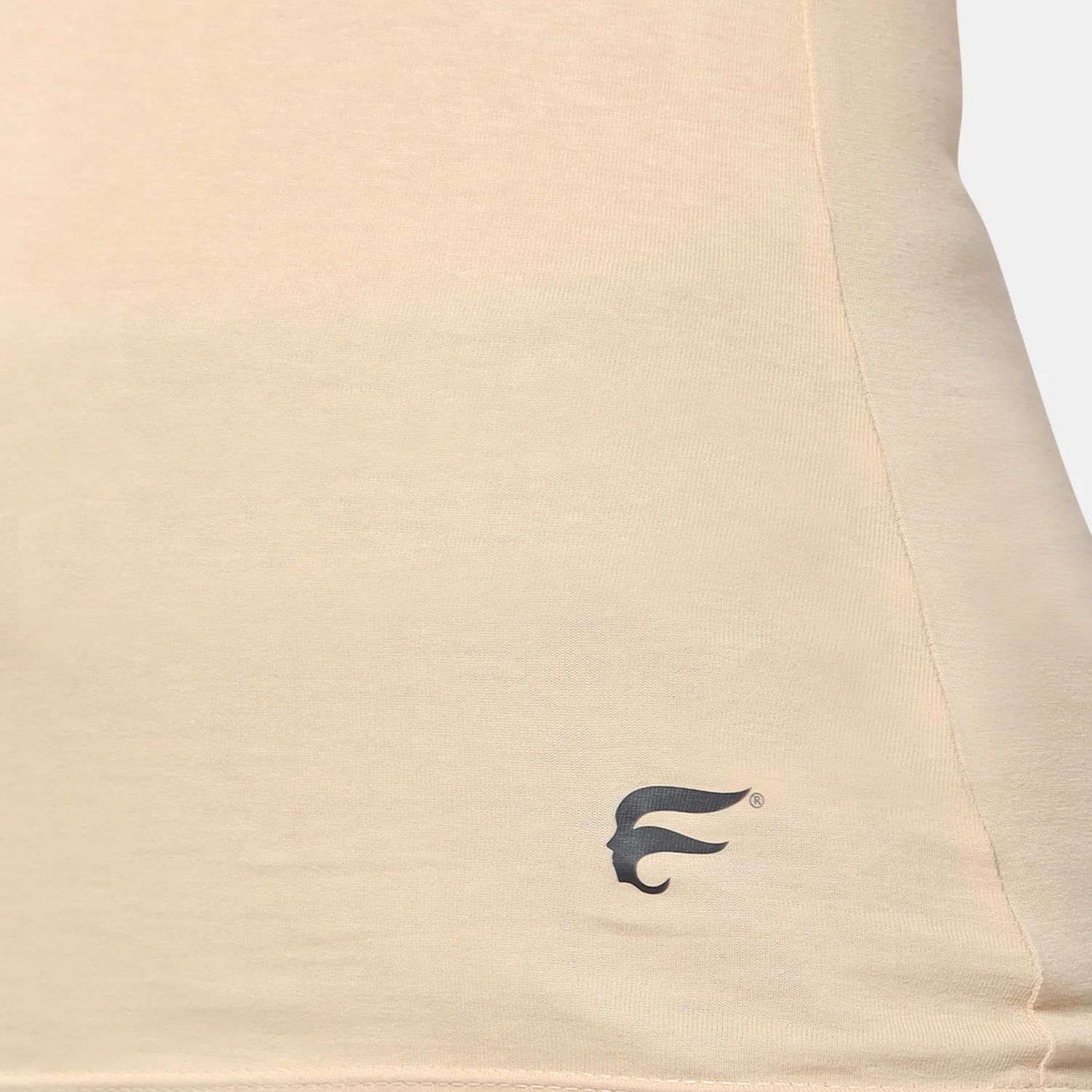 Regular Fit Round Neck Short Length Basic Camisole - Image 4