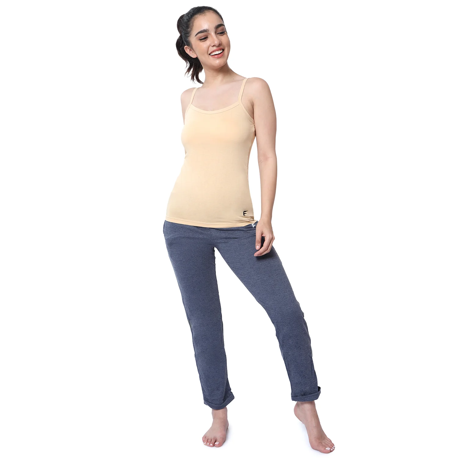 Regular Fit Round Neck Short Length Basic Camisole - Image 7