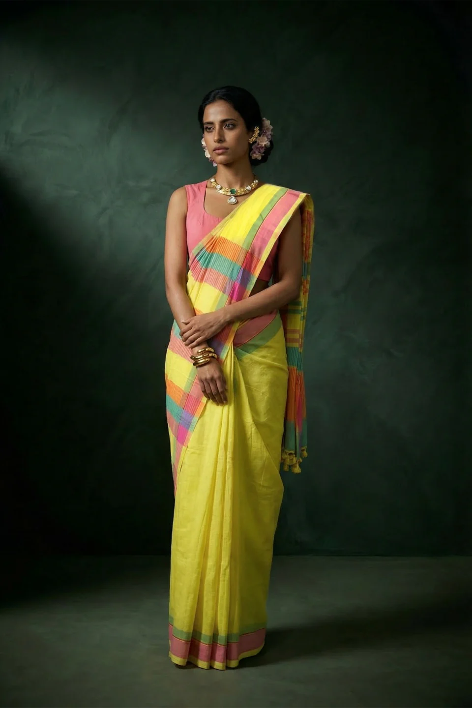 Veenaya Lemon Yellow Handwoven Cotton Saree - Image 4