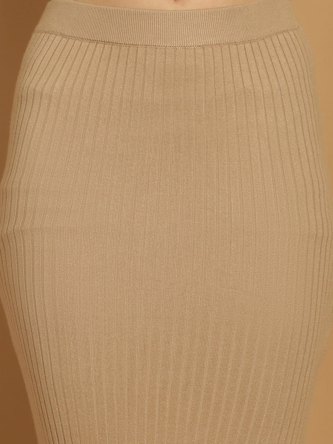 Women Beige Knit Skirt Set - Image 7