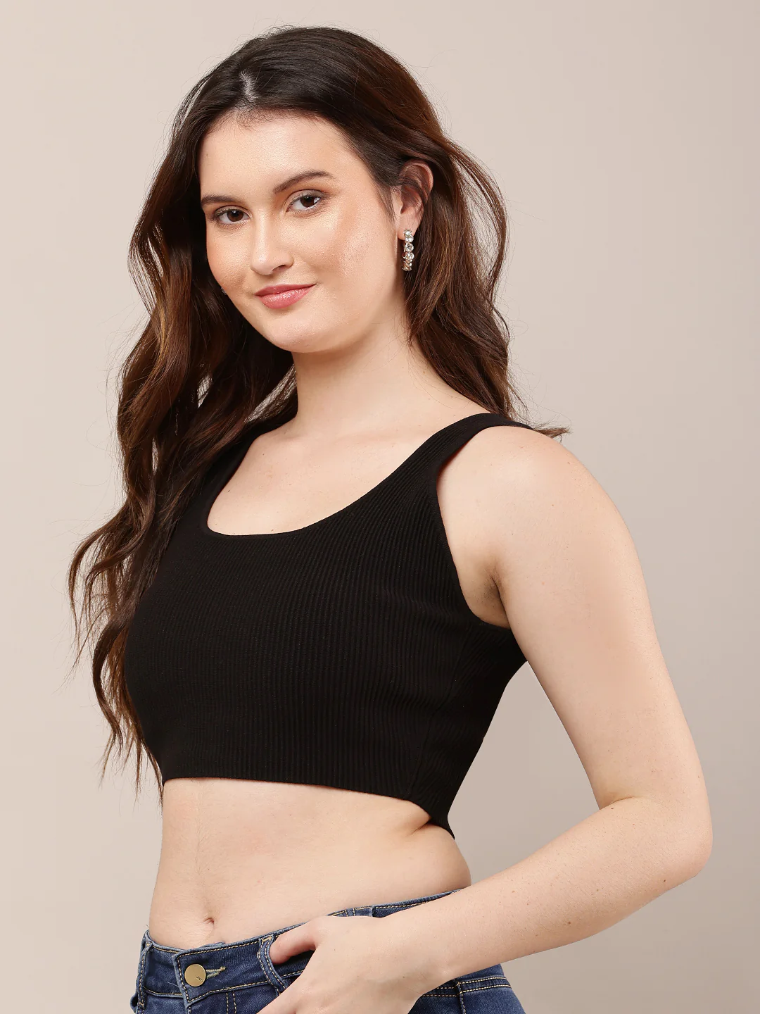 Women Black Sleeveless Round Neck Crop Top - Image 2