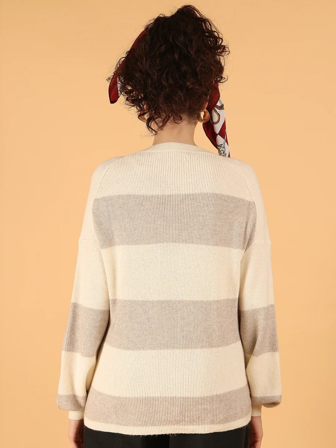 Women Cream & Grey Striped Knit Sweater - Image 4