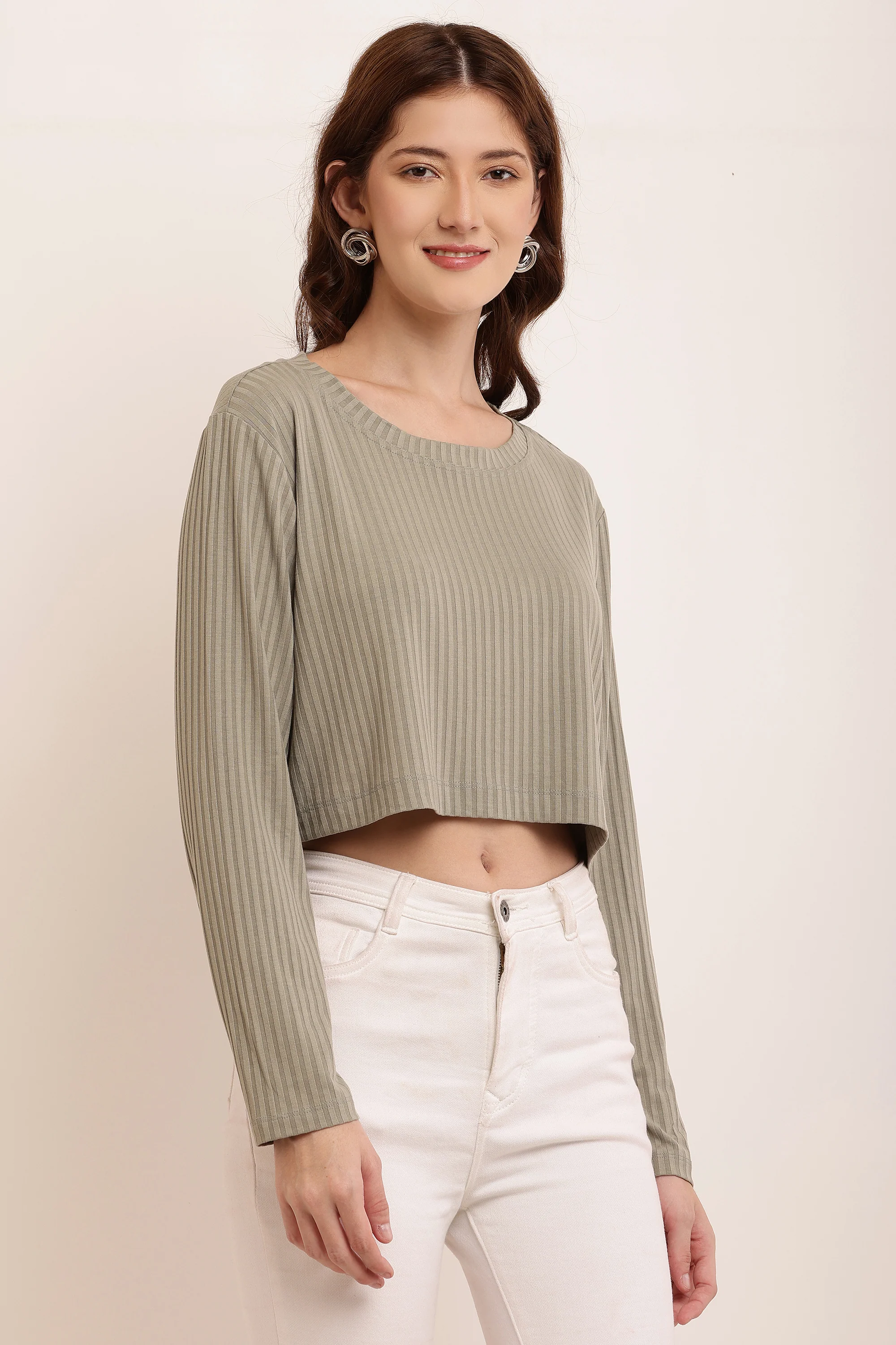 Women Green Cotton Crop Top - Image 3