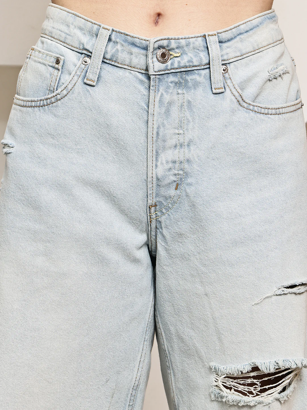 Women Light Blue Knee-Length Denim Shorts - Image 5