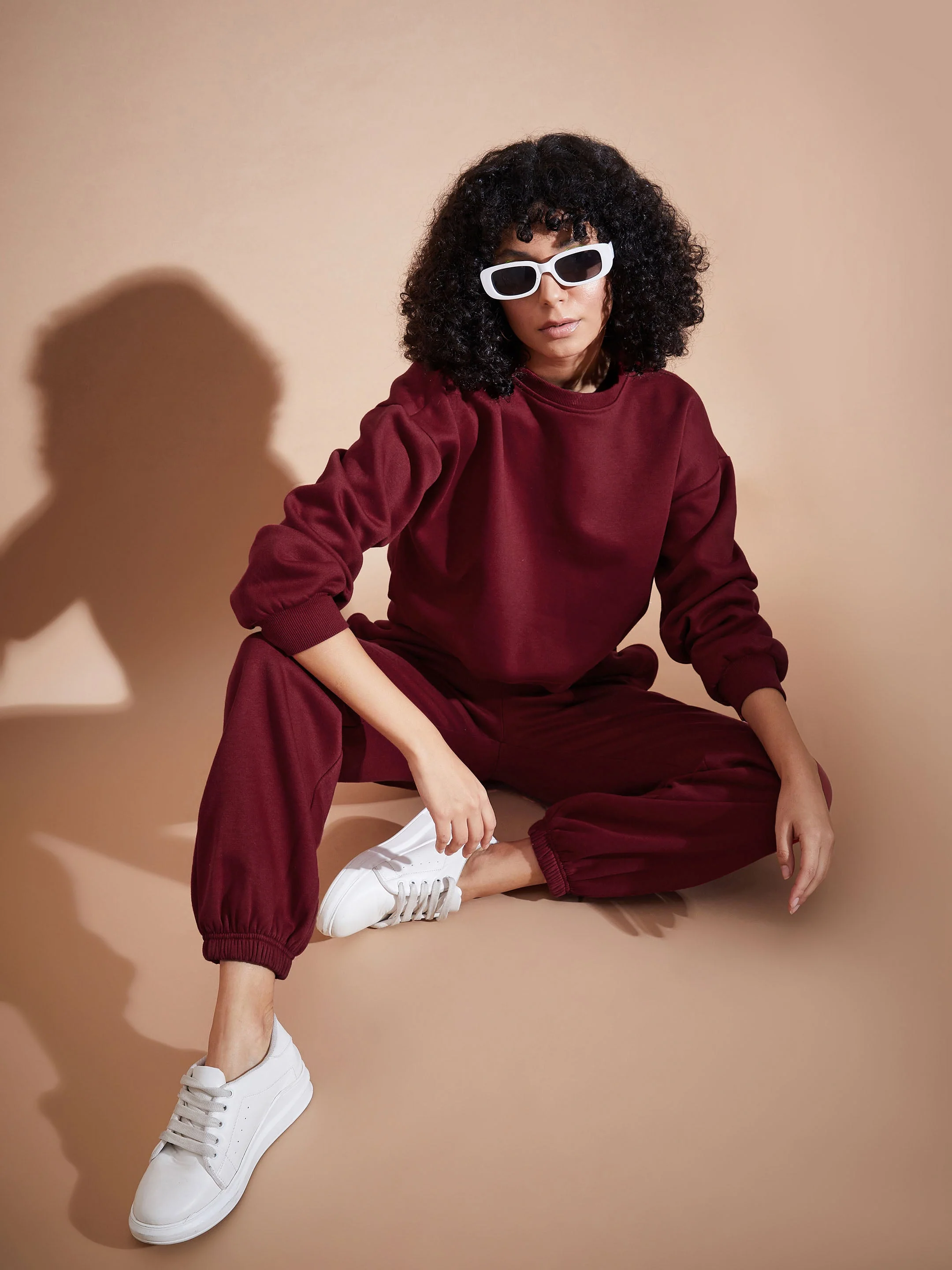 Women Maroon  Fleece Baggy Joggers - Image 6