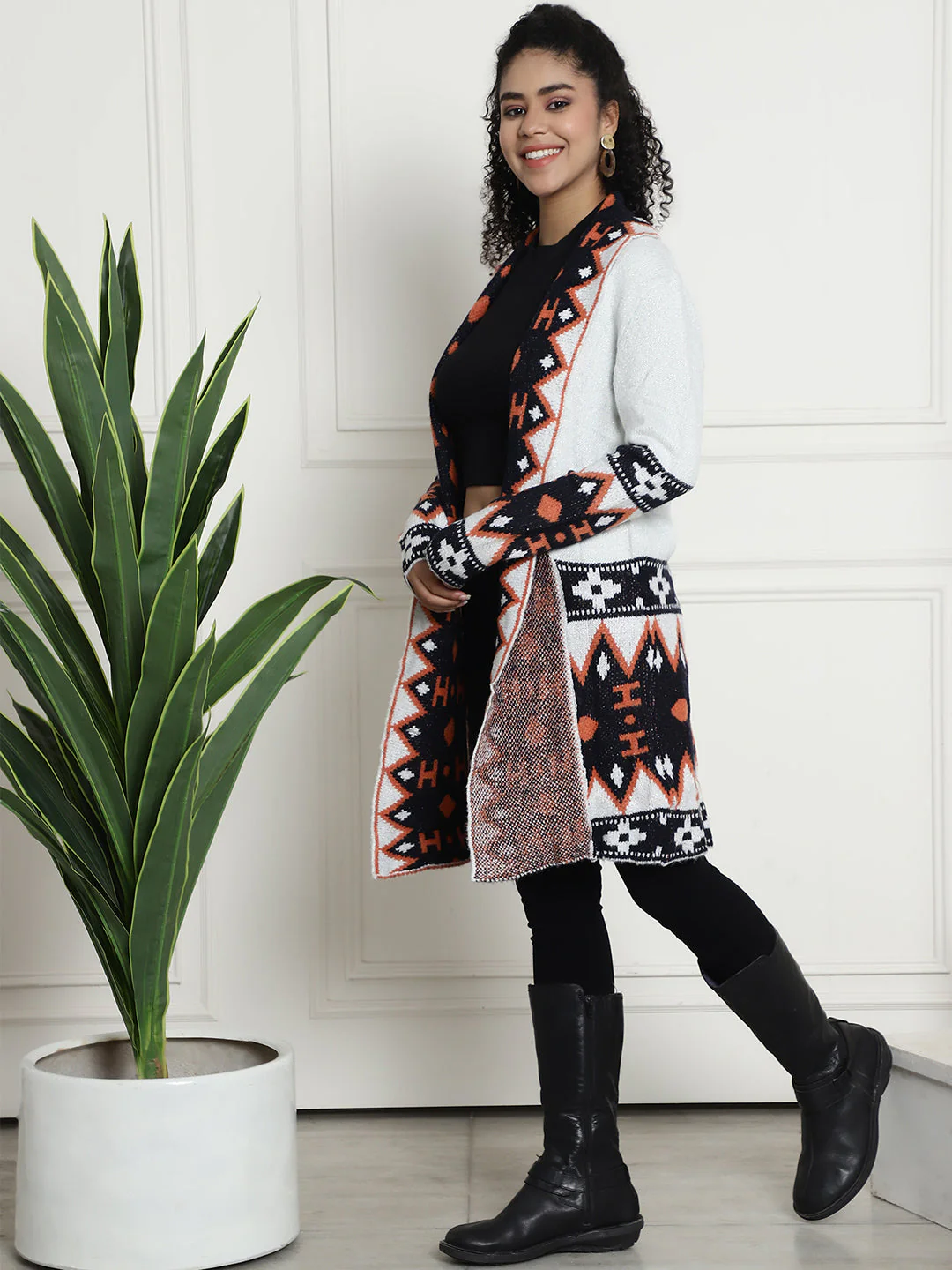 Women Printed Open Shrug - Image 2