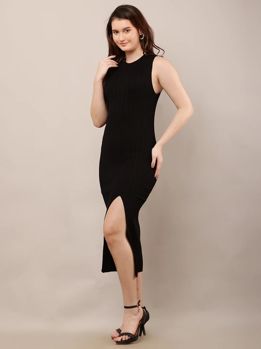 Women Sleeveless Crew Neck Black Bodycon Dress - Image 2